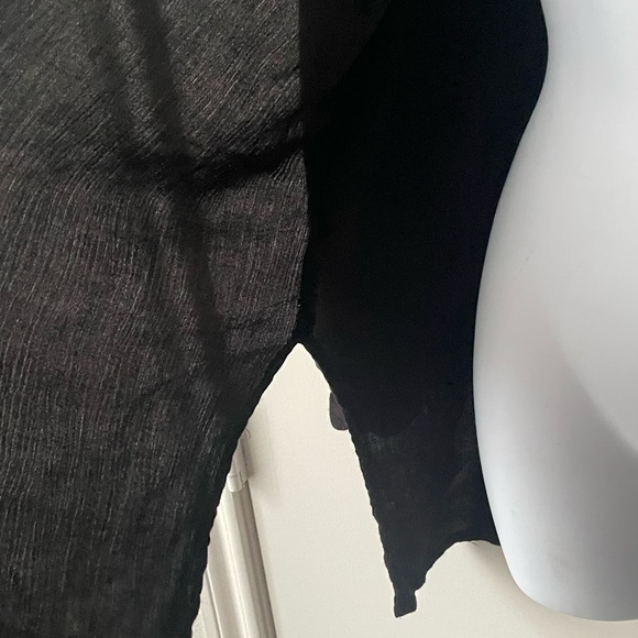 COPY - Elan women’s button down - Picture 6 of 10